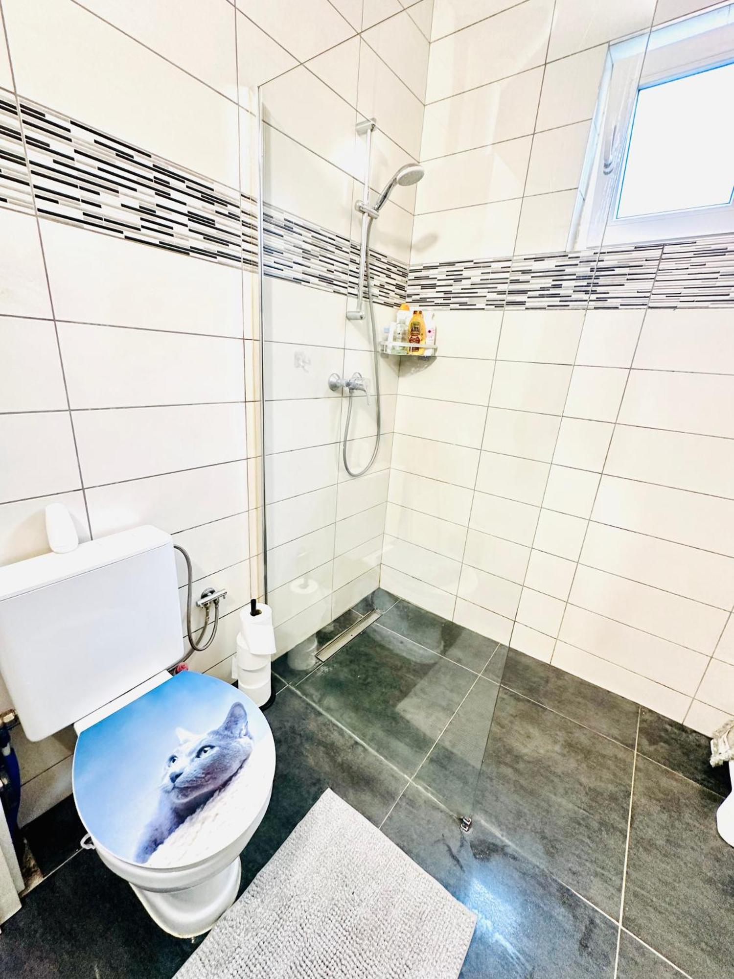 Lux Studio Appartment بروكسل المظهر الخارجي الصورة